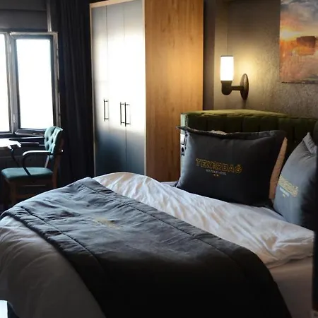 Tekirdag Otel فندق تِكيِرداغ